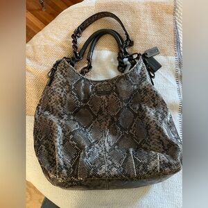 Vintage mint condition inside and out Coach bag.